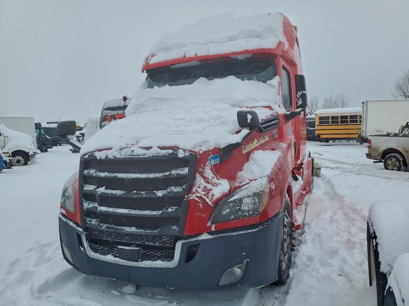 60059836 :رقم المزاد ، 1FUJHHDR5KLKH4160 vin ، 2019 Freightliner Cascadia 126 مزاد بيع