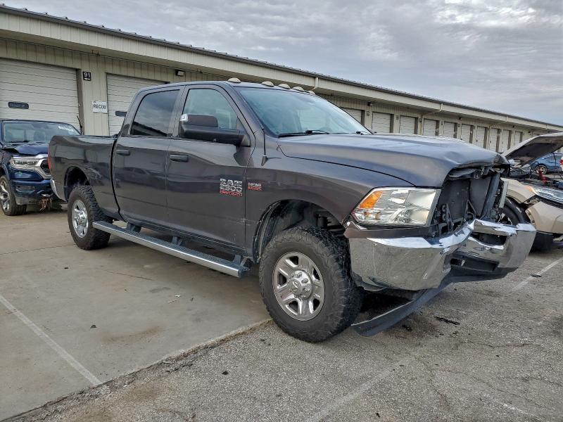 93909145 :رقم المزاد ، 3C6UR5CJ6HG568941 vin ، 2017 Ram 2500 مزاد بيع