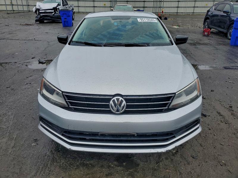 2016 Volkswagen Jetta S მანქანა იყიდება აუქციონზე, vin: 3VW267AJ5GM271292, აუქციონის ნომერი: 95118565