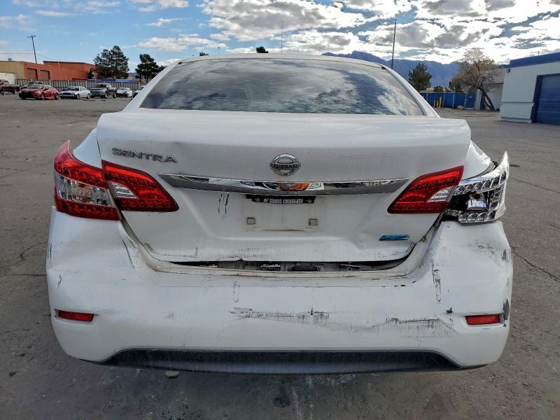 Продажа на аукционе авто 2015 Nissan Sentra, vin: 3N1AB7AD0FL617826, номер лота: 93044985