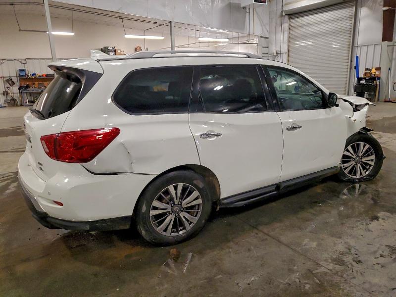 96396815 :رقم المزاد ، 5N1DR2MM8KC614906 vin ، 2019 Niss Pathfinder مزاد بيع