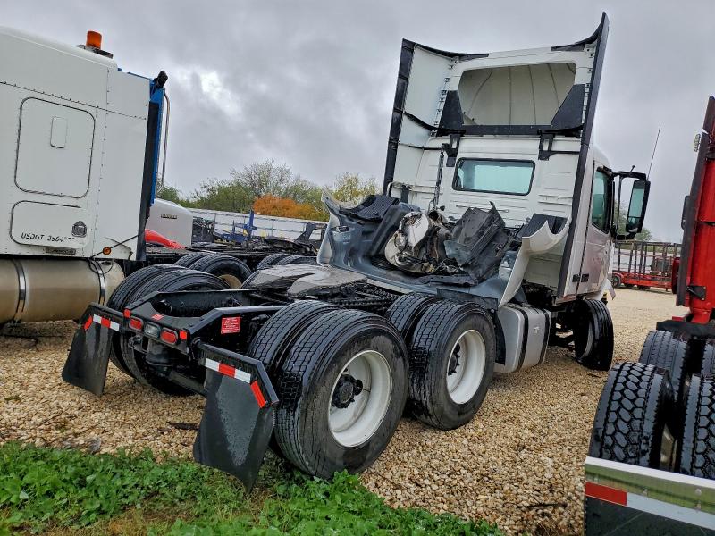 96748795 :رقم المزاد ، 4V4NC9EH0RN656252 vin ، 2024 Volvo Vnl مزاد بيع