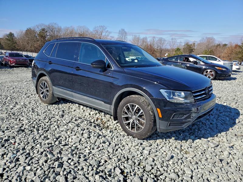 Продажа на аукционе авто 2020 Volkswagen Tiguan, vin: 3VV3B7AX1LM045396, номер лота: 95423385