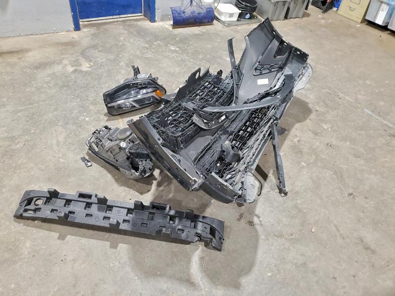 2021 Volkswagen Atlas Cross Sport მანქანა იყიდება აუქციონზე, vin: 1V2BE2CA6MC231675, აუქციონის ნომერი: 97716485