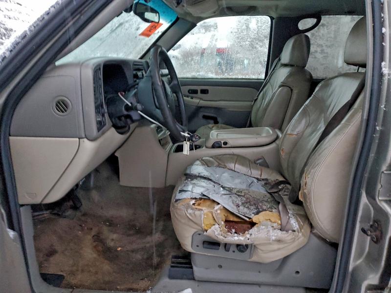96050605 :رقم المزاد ، 3GKFK16T71G109195 vin ، 2001 Gmc Yukon Xl مزاد بيع