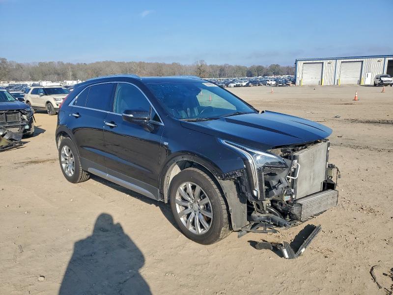92660425 :رقم المزاد ، 1GYFZCR41MF075780 vin ، 2021 Cadillac Xt4 مزاد بيع