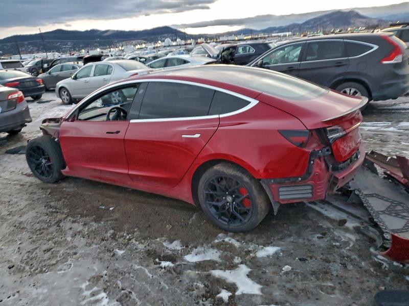 96499635 :رقم المزاد ، 5YJ3E1EB7JF072850 vin ، 2018 Tesla Model 3 مزاد بيع