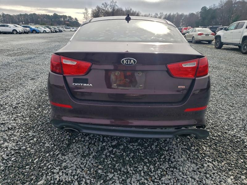 2015 Kia Optima მანქანა იყიდება აუქციონზე, vin: 5XXGM4A74FG449713, აუქციონის ნომერი: 95492885