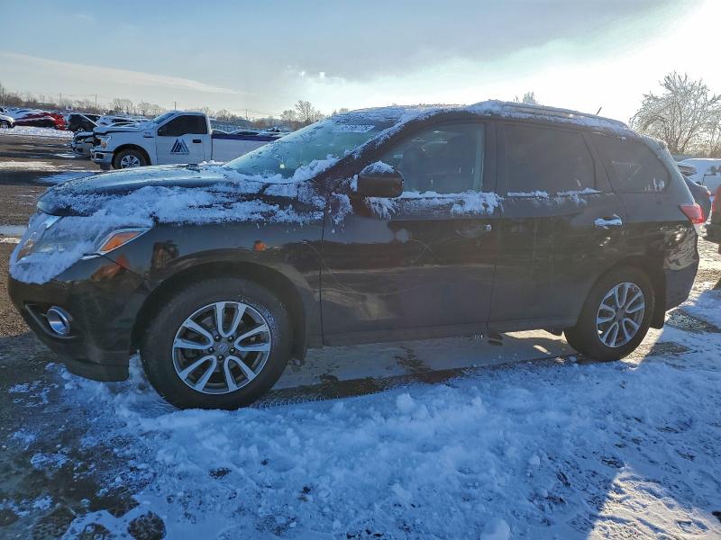 95186775 :رقم المزاد ، 5N1AR2MM6GC631620 vin ، 2016 Nissan Pathfinder مزاد بيع