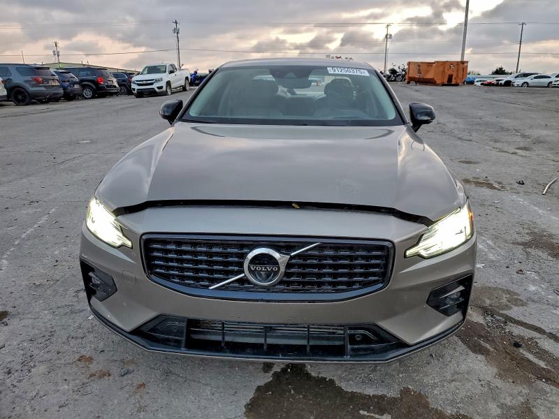 2021 Volvo S60 მანქანა იყიდება აუქციონზე, vin: 7JR102FZ4MG118346, აუქციონის ნომერი: 91250375