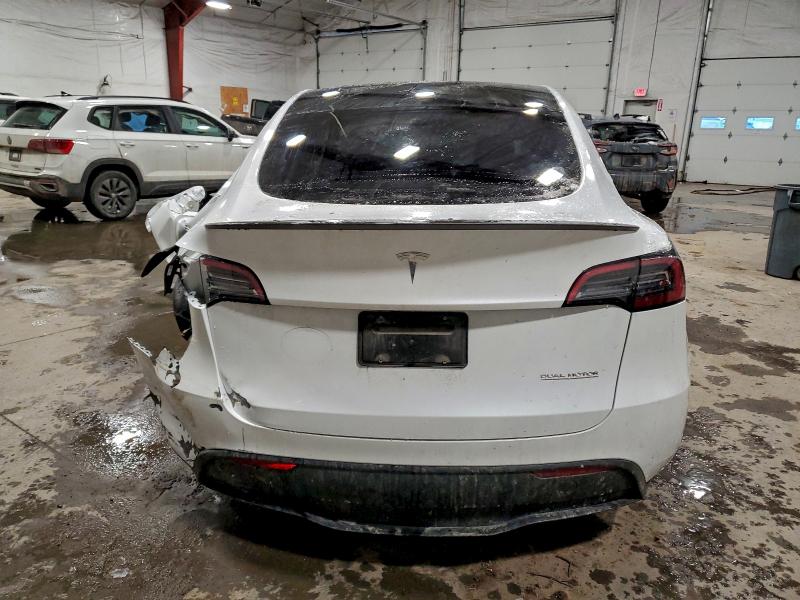 Продажа на аукционе авто 2024 Tesla Model Y, vin: 7SAYGDEF6RA316620, номер лота: 96048375