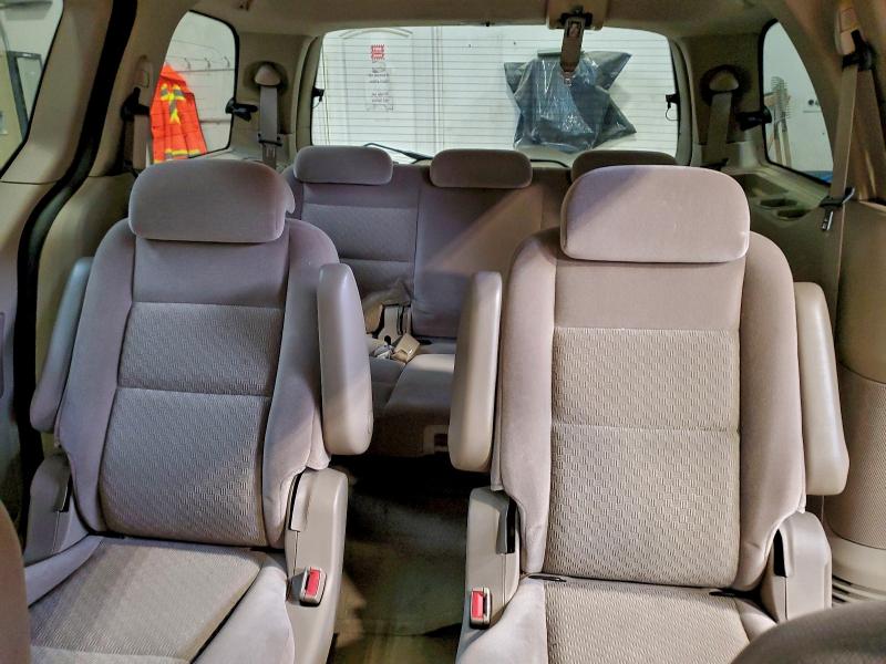 95883955 :رقم المزاد ، 2FMZA562X4BB02660 vin ، 2004 Ford Freestar مزاد بيع