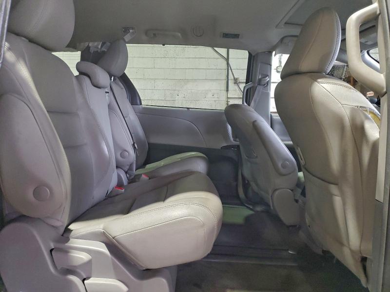 Продажа на аукционе авто 2018 Toyota Sienna, vin: 5TDYZ3DC5JS930232, номер лота: 56465106