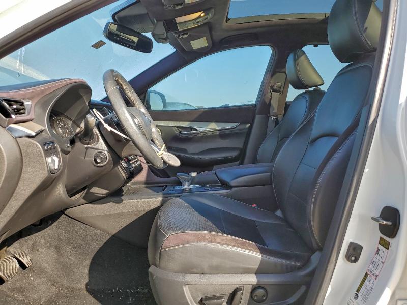 97976825 :رقم المزاد ، 3PCAJ5M30KF104849 vin ، 2019 Infiniti Qx50 مزاد بيع