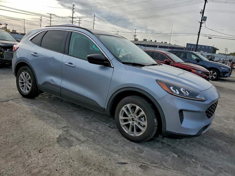 Продажа на аукционе авто 2022 Ford Escape, vin: 1FMCU9BZ6NUA86685, номер лота: 97523135