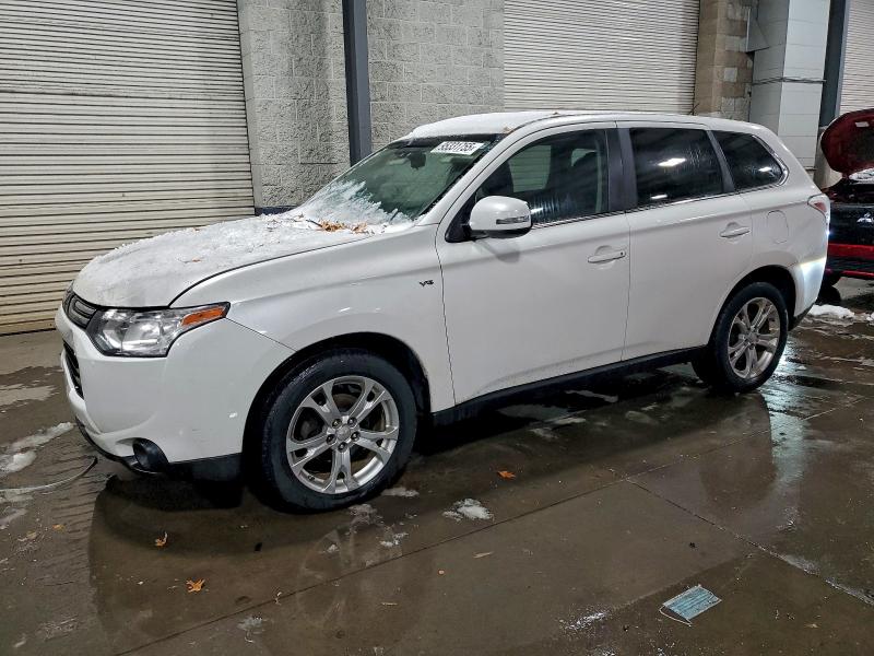 Продажа на аукционе авто 2014 Mitsubishi Outlander, vin: JA4JZ4AX2EZ001144, номер лота: 95331755