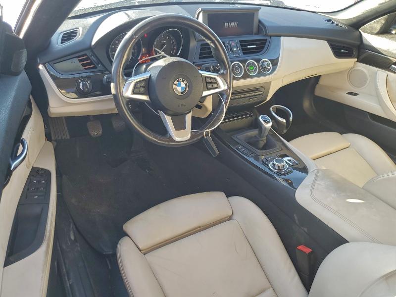 97342135 :رقم المزاد ، WBALM53559E162130 vin ، 2009 Bmw Z4 مزاد بيع