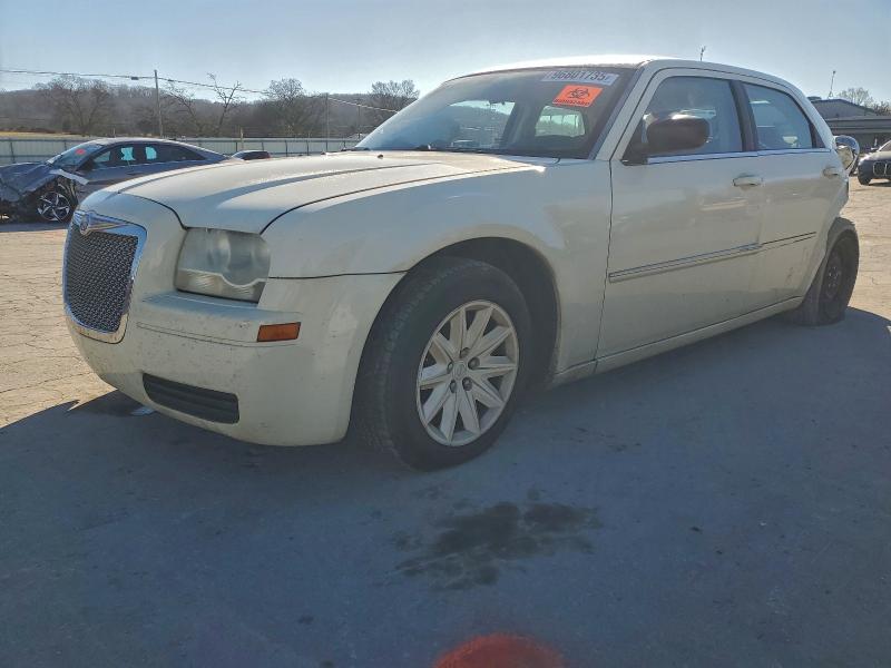 Продажа на аукционе авто 2008 Chrysler 300, vin: 2C3KA43R18H217561, номер лота: 96801735