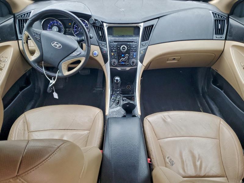 93210815 :رقم المزاد ، 5NPEC4AC5BH128429 vin ، 2011 Hyundai Sonata مزاد بيع