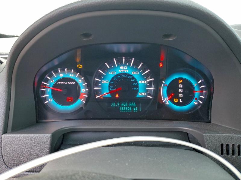 95841305 :رقم المزاد ، 3FAHP0JA8BR117002 vin ، 2011 Ford Fusion مزاد بيع
