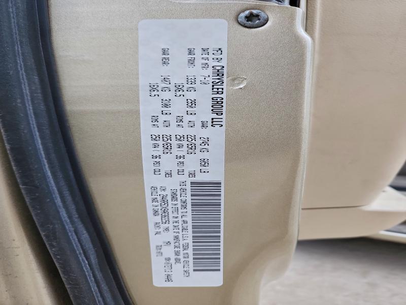95951755 :رقم المزاد ، 2A4RR5DX9AR382256 vin ، 2010 Chrysler Town & Country مزاد بيع