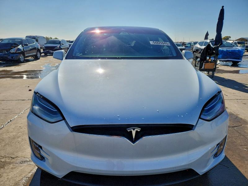 Aukcja sprzedaży 2018 Tesla Model X, vin: 5YJXCAE2XJF132644, numer aukcji: 94825945