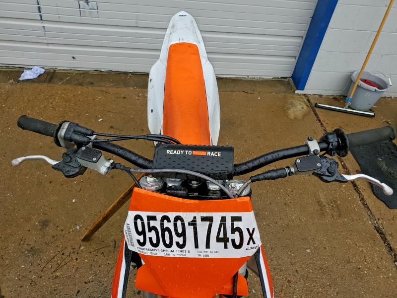 54912686 :رقم المزاد ، VBKSXP233PM315588 vin ، 2023 Ktm 300 مزاد بيع