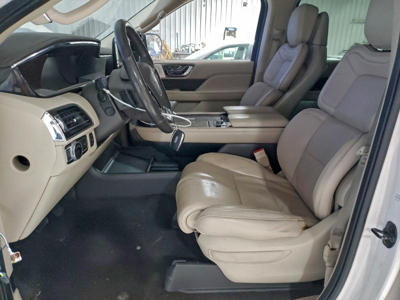 Продажа на аукционе авто 2019 Lincoln Navigator, vin: 5LMJJ2LT8KEL05750, номер лота: 95847085