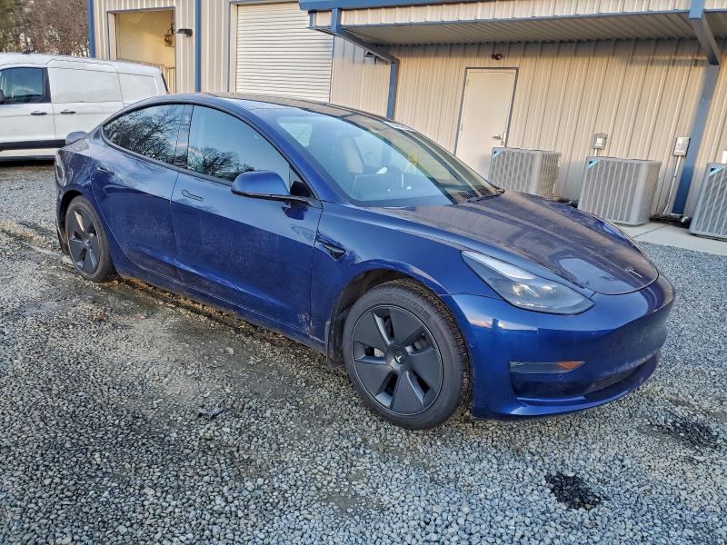 95962295 :رقم المزاد ، 5YJ3E1EB0NF106049 vin ، 2022 Tesla Model 3 مزاد بيع