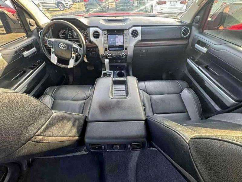 95033875 :رقم المزاد ، 5TFHY5F11JX739475 vin ، 2018 Toyota Tundra Cre مزاد بيع