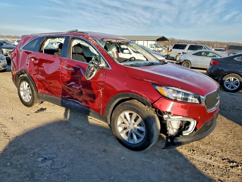 95982155 :رقم المزاد ، 5XYPG4A30HG324730 vin ، 2017 Kia Sorento مزاد بيع