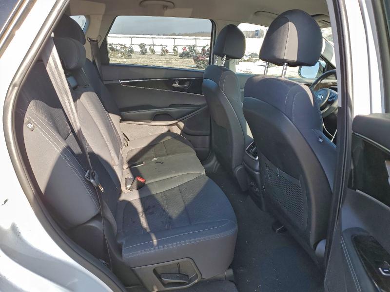 94913115 :رقم المزاد ، 5XYPG4A52JG393524 vin ، 2018 Kia Sorento مزاد بيع