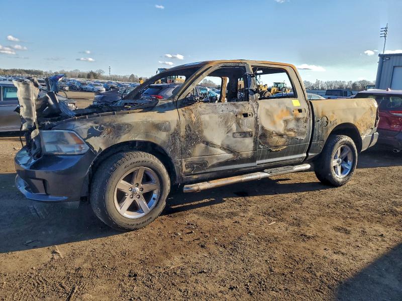 92276325 :رقم المزاد ، 3C6RR7KT8HG560229 vin ، 2017 Ram 1500 مزاد بيع