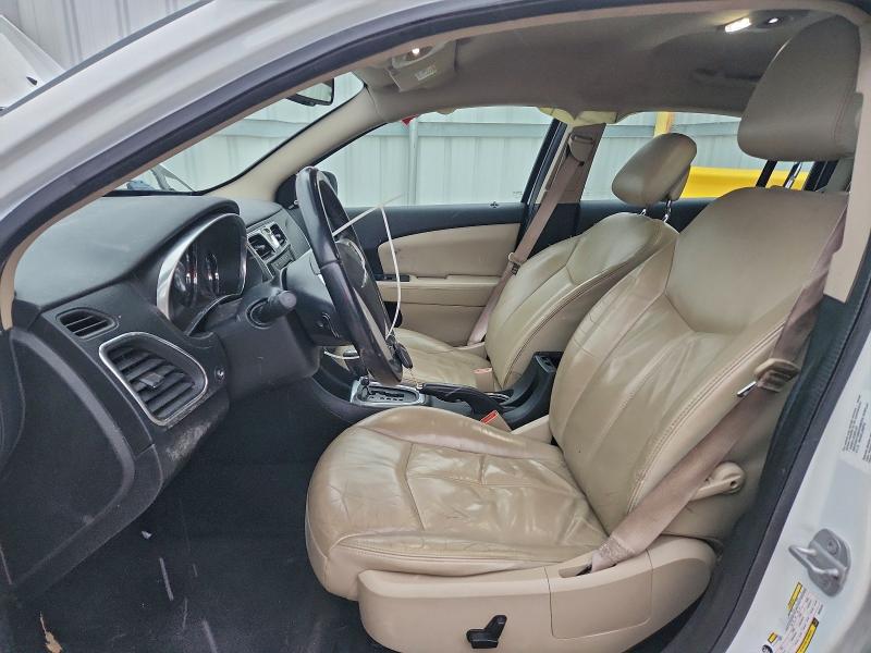 97876685 :رقم المزاد ، 1C3CCBCGXDN555429 vin ، 2013 Chrysler 200 مزاد بيع