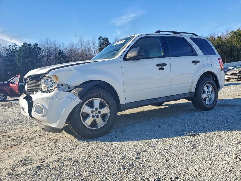 Продажа на аукционе авто 2010 Ford Escape, vin: 1FMCU9DG9AKC27783, номер лота: 95808125