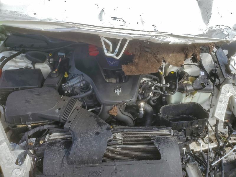 2014 Maserati Quattroporte მანქანა იყიდება აუქციონზე, vin: ZAM56RRA8E1077734, აუქციონის ნომერი: 94987005