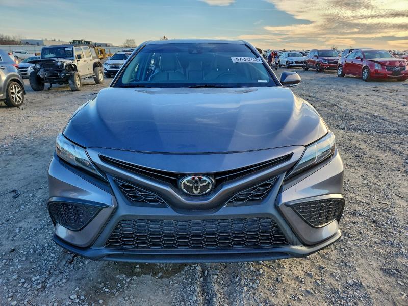 97586245 :رقم المزاد ، 4T1G11AK8PU735387 vin ، 2023 Toyota Camry مزاد بيع