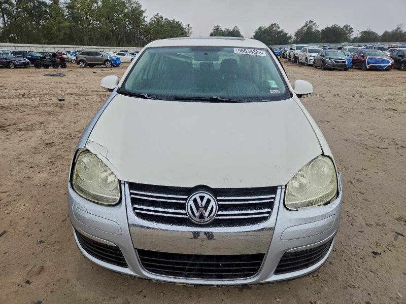 Продаж на аукціоні авто 2008 Volkswagen Jetta, vin: 3VWRM71K08M070642, номер лоту: 41801896