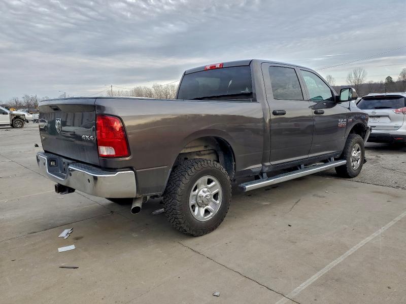 93909145 :رقم المزاد ، 3C6UR5CJ6HG568941 vin ، 2017 Ram 2500 مزاد بيع