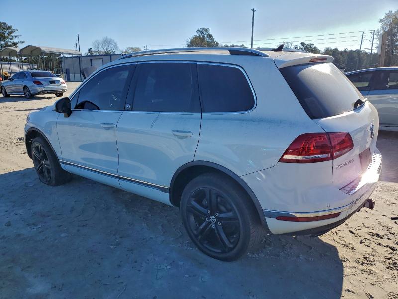 96205045 :رقم المزاد ، WVGRF7BP5HD006885 vin ، 2017 Volkswagen Touareg Wo مزاد بيع