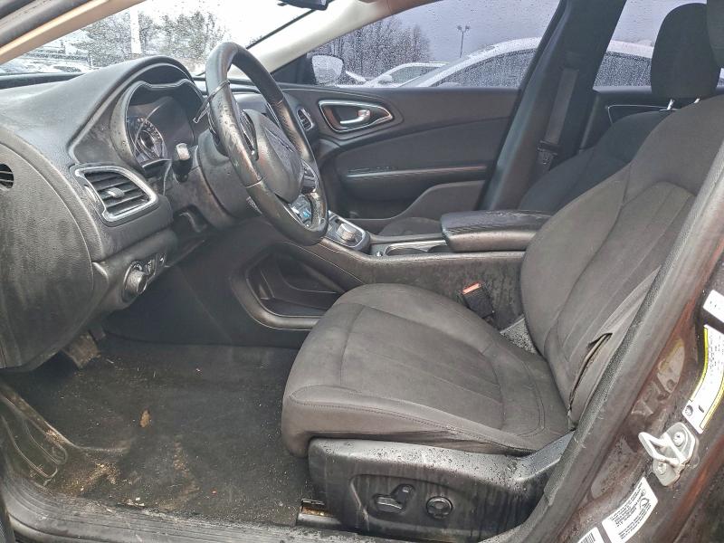 96098565 :رقم المزاد ، 1C3CCCAB5FN723932 vin ، 2015 Chrysler 200 Limite مزاد بيع