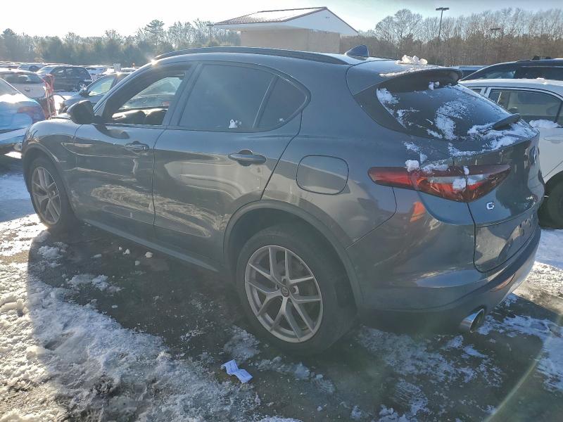 2018 Alfa Romeo Stelvio მანქანა იყიდება აუქციონზე, vin: ZASFAKNN8J7B70243, აუქციონის ნომერი: 96761245