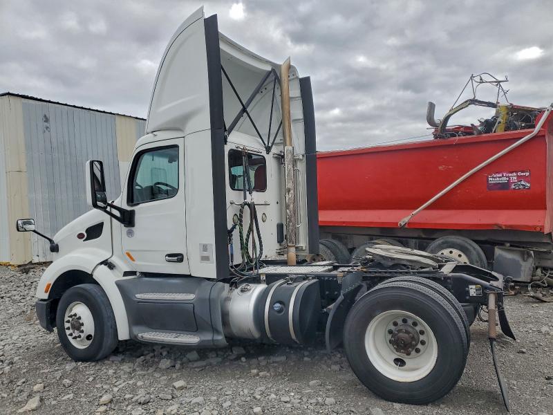 Продаж на аукціоні авто 2018 Peterbilt 579, vin: 1XPBA48X3JD477710, номер лоту: 86332595