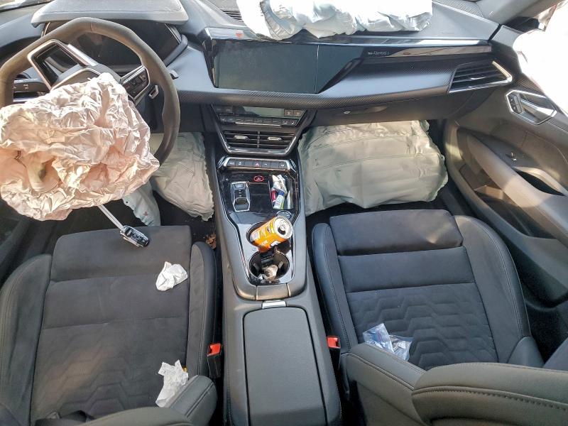2022 Audi E-tron Gt მანქანა იყიდება აუქციონზე, vin: WAUCJBFW6N7008178, აუქციონის ნომერი: 95348855