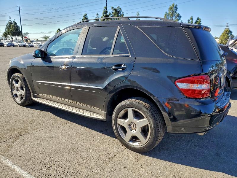 95998585 :رقم المزاد ، 4JGBB72E68A408881 vin ، 2008 Mercedes-benz Ml مزاد بيع