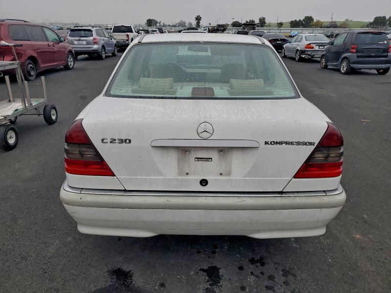 1999 Mercedes Benz C Class C300 4d Spor მანქანა იყიდება აუქციონზე, vin: WDBHA24G1XA717366, აუქციონის ნომერი: 96232105