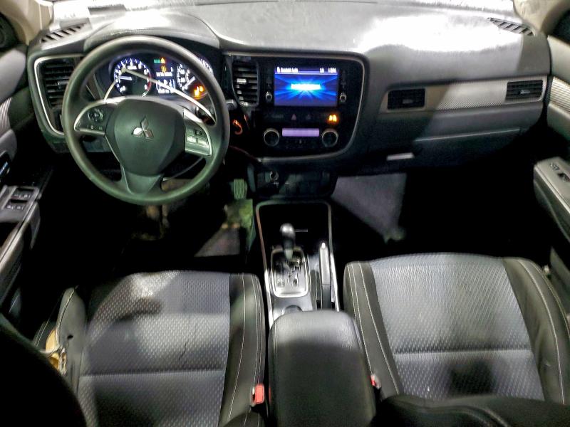Продаж на аукціоні авто 2018 Mitsubishi Outlander, vin: JA4AD2A3XJZ052000, номер лоту: 51612326