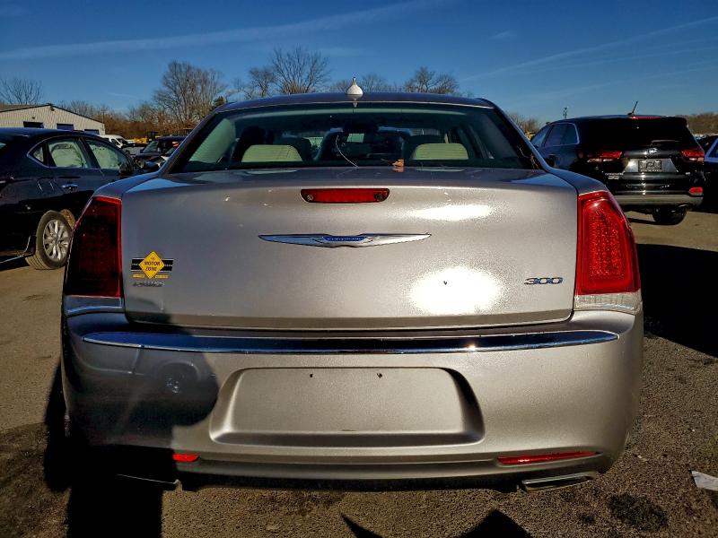 Продаж на аукціоні авто 2018 Chrysler 300, vin: 2C3CCAKG3JH192357, номер лоту: 94074115