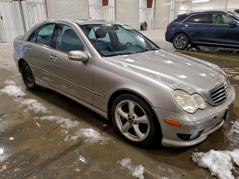 Продажа на аукционе авто 2005 Mercedes-benz 240-class, vin: WDBRF40J75A651115, номер лота: 97465535