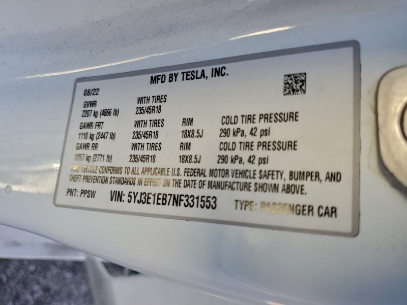 96493915 :رقم المزاد ، 5YJ3E1EB7NF331553 vin ، 2022 Tesla Model 3 مزاد بيع